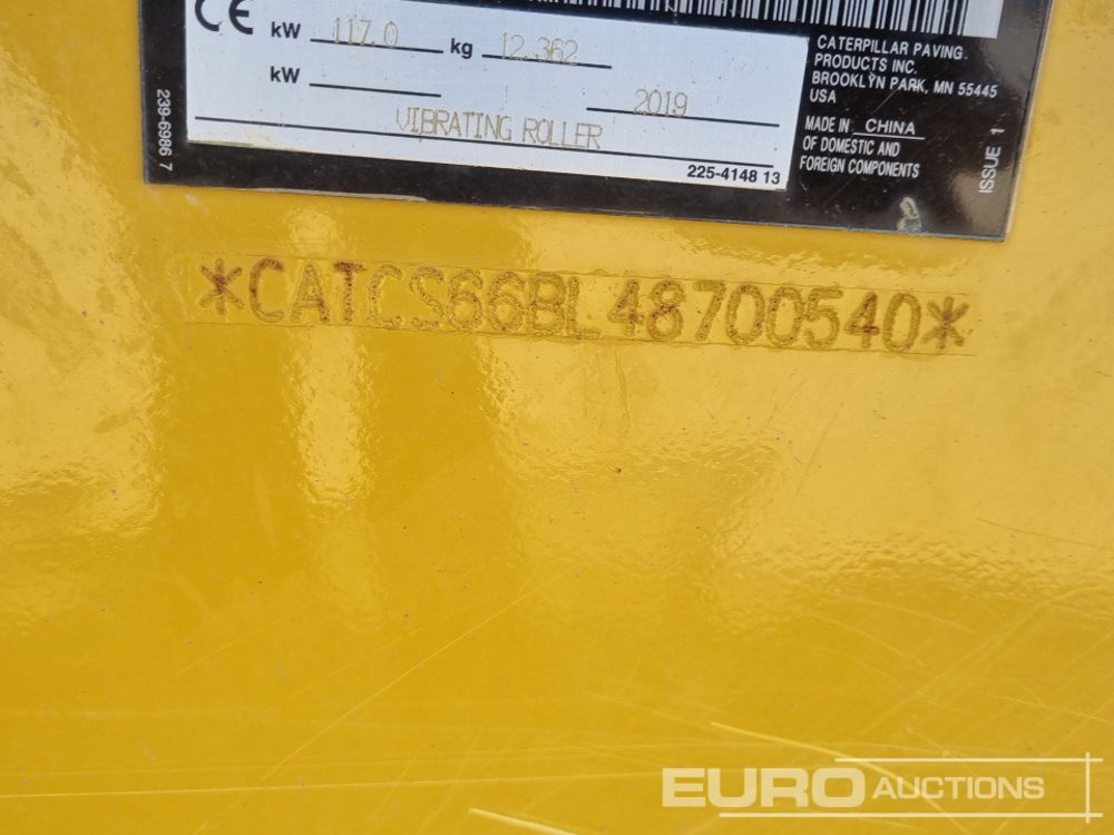 Roller 2019 CAT CS66B: gambar 32