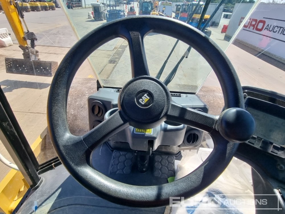 Roller 2019 CAT CS66B: gambar 24