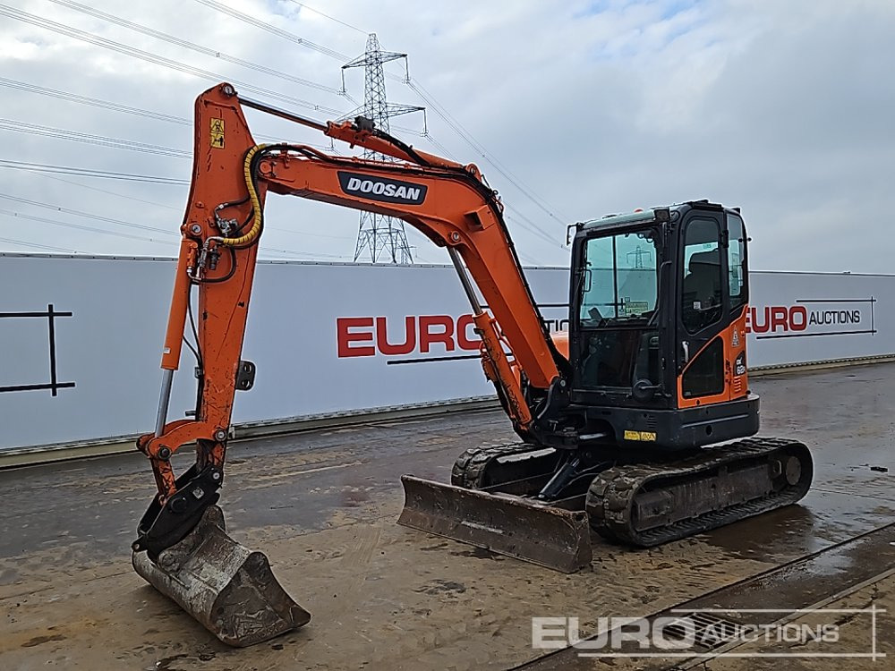2019 Doosan DX62R-3 - Ekskavator mini: gambar 1 2019 Doosan DX62R-3 - Ekskavator mini: gambar 1