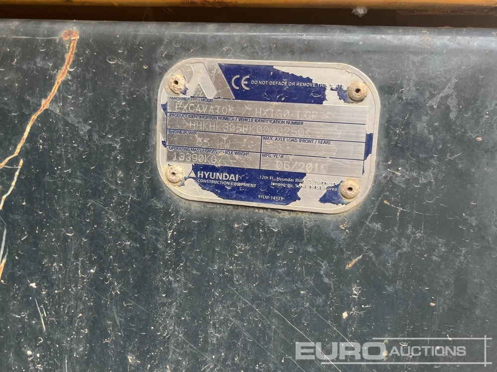 Ekskavator perayap 2019 Hyundai HX130LCR: gambar 16