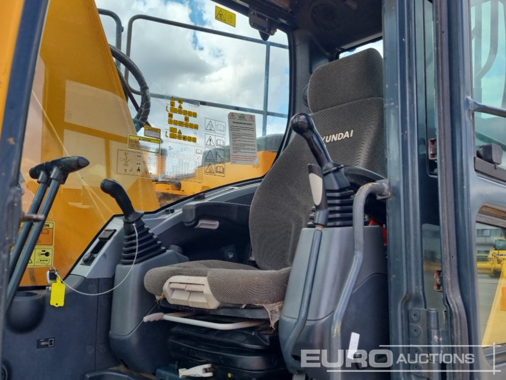 Ekskavator perayap 2019 Hyundai HX145LCR: gambar 37