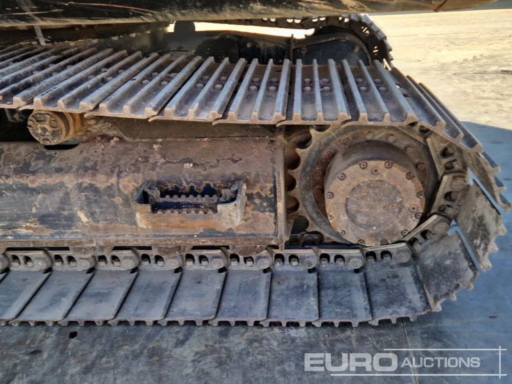 Ekskavator perayap 2019 JCB JS131LC: gambar 11