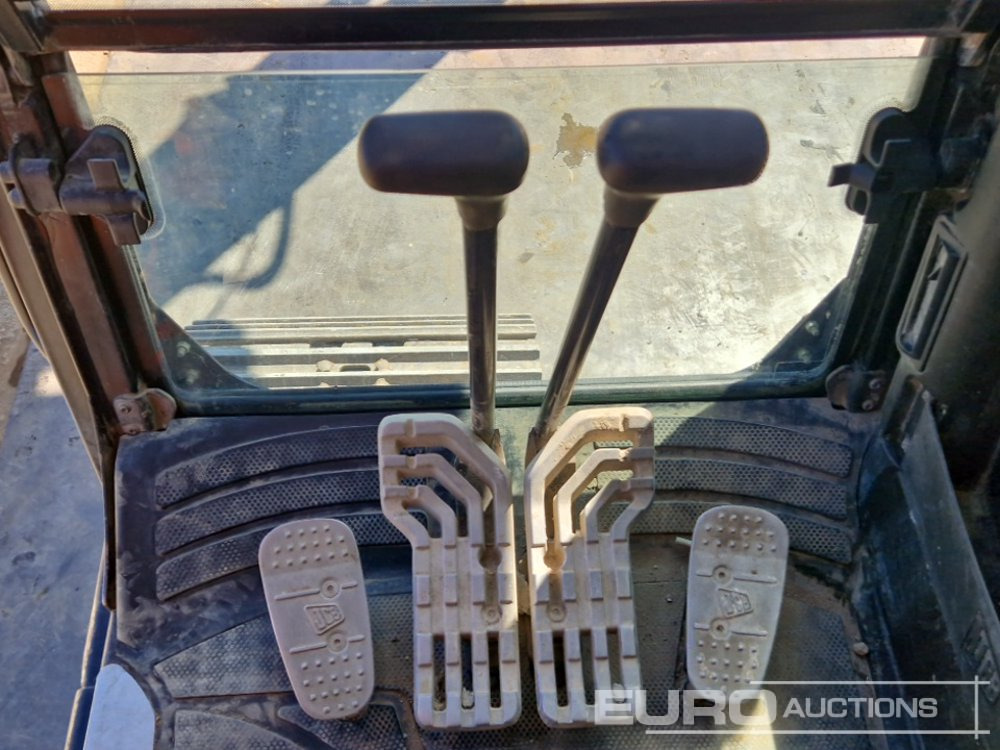Ekskavator perayap 2019 JCB JS131LC: gambar 40