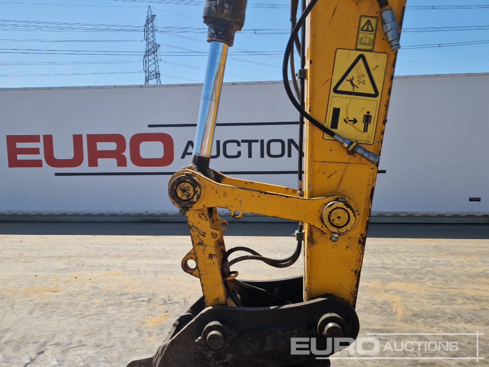 Ekskavator perayap 2019 JCB JS131LC: gambar 20
