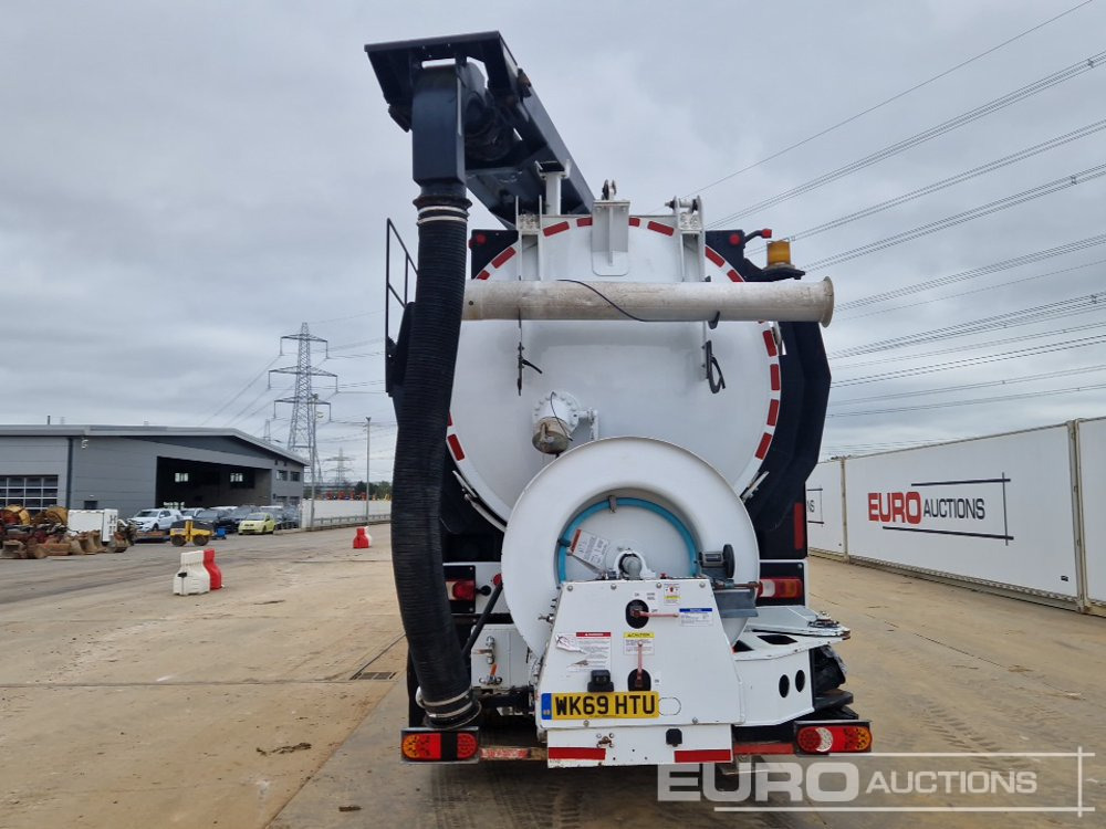 2019 Mercedes Arocs 3243 - Truk tangki: gambar 4 2019 Mercedes Arocs 3243 - Truk tangki: gambar 4