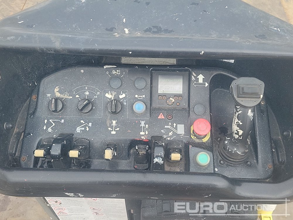 Platform pengangkat 2019 Niftylift HR17N Hybrid: gambar 20