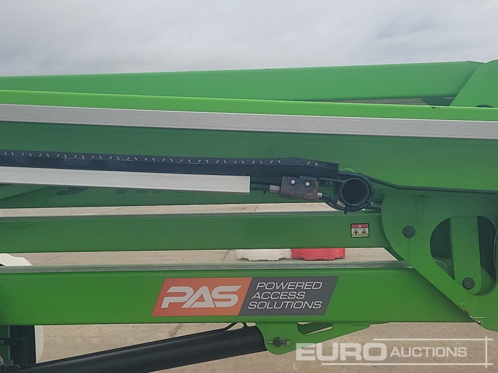 Platform pengangkat 2019 Niftylift HR17N Hybrid: gambar 14