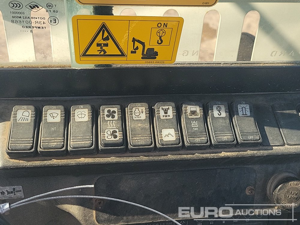 Ekskavator mini 2019 Takeuchi TB230: gambar 45