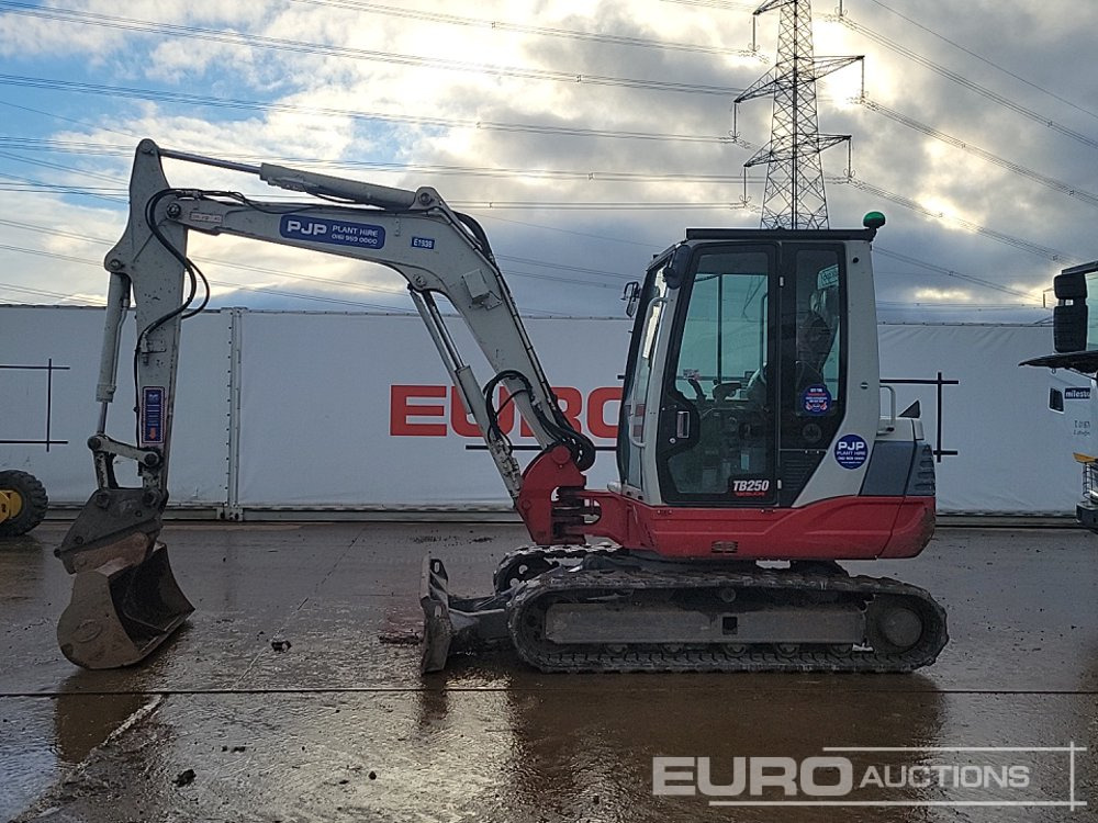 2019 Takeuchi TB250 - Ekskavator mini: gambar 2 2019 Takeuchi TB250 - Ekskavator mini: gambar 2