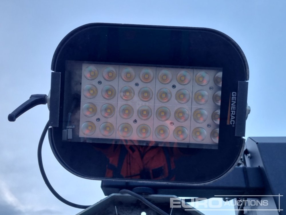 Menara penerangan 2020 Generac V20: gambar 15 Menara penerangan 2020 Generac V20: gambar 15