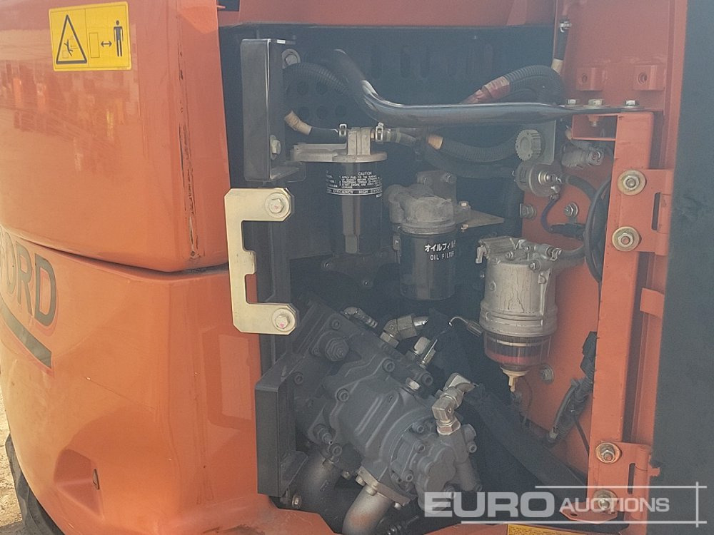 Ekskavator mini 2020 Hitachi ZX85USB-6: gambar 29