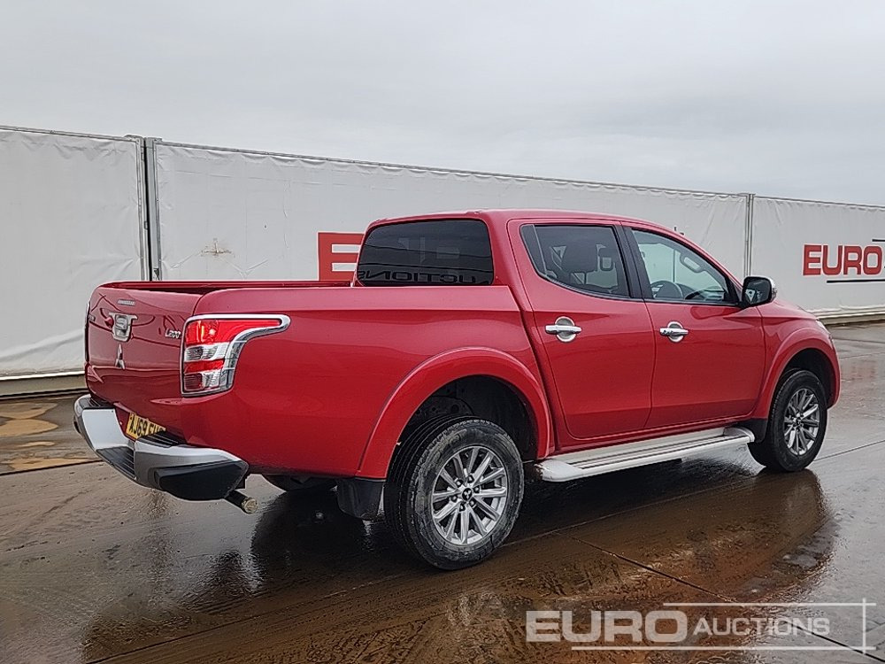 2020 Mitsubishi L200 Barbarian - Truk pikap: gambar 5 2020 Mitsubishi L200 Barbarian - Truk pikap: gambar 5