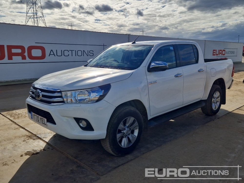 2020 Toyota Hilux Icon - Truk pikap: gambar 1 2020 Toyota Hilux Icon - Truk pikap: gambar 1