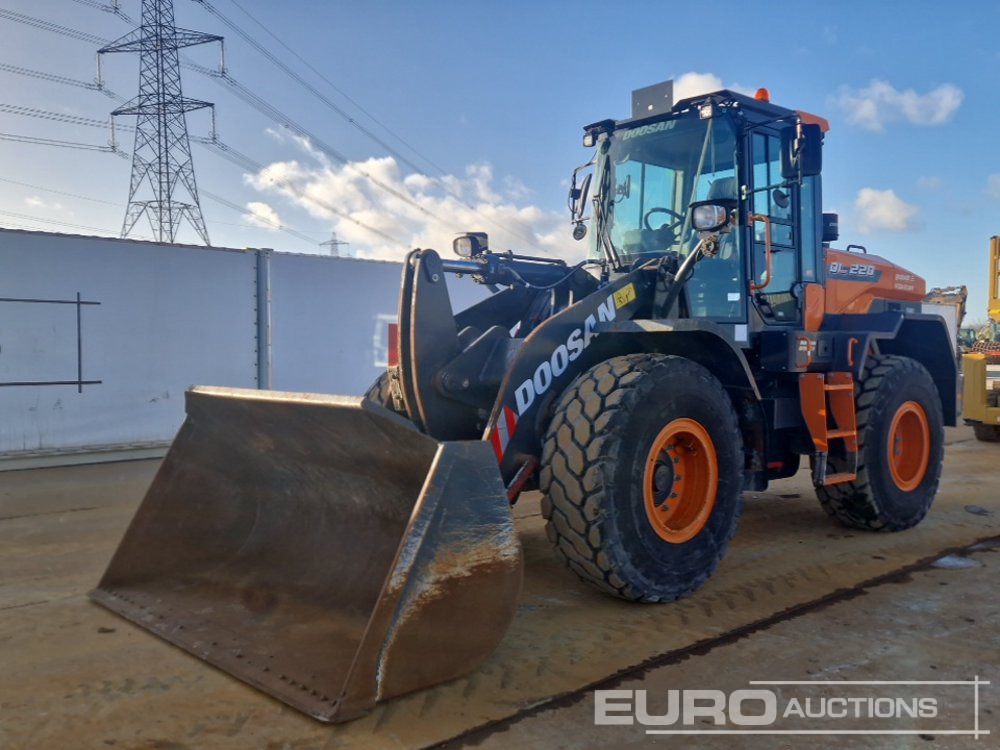 2021 Doosan DL220-7 - Wheel loader: gambar 1 2021 Doosan DL220-7 - Wheel loader: gambar 1