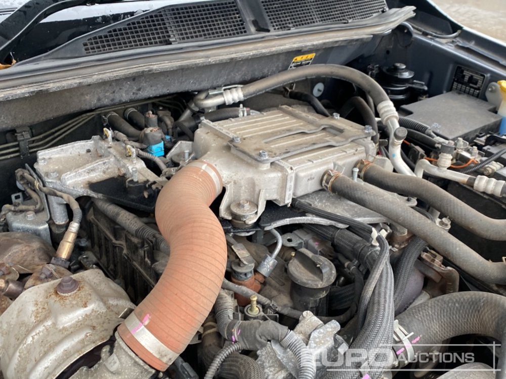 Truk pikap 2021 Isuzu D-Max: gambar 26