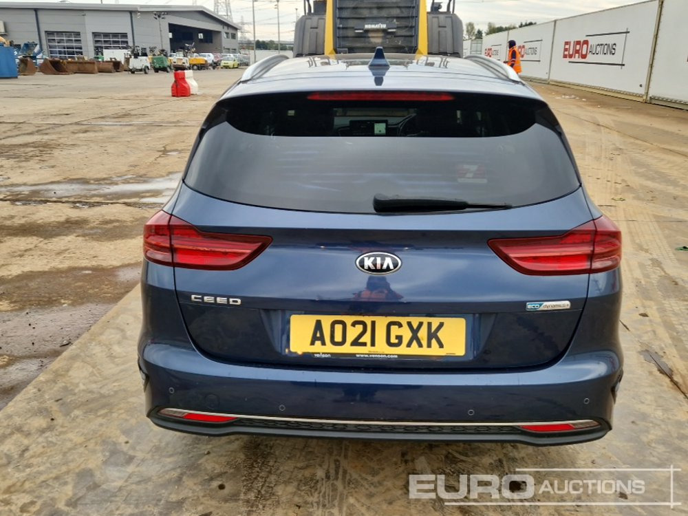 2021 Kia Ceed - Mobil: gambar 4 2021 Kia Ceed - Mobil: gambar 4