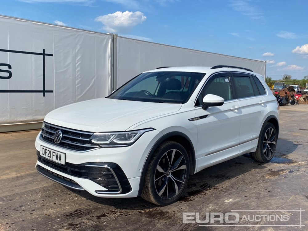 2021 Volkswagen Tiguan - Mobil SUV: gambar 1 2021 Volkswagen Tiguan - Mobil SUV: gambar 1