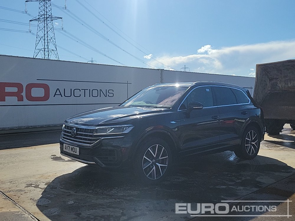 2021 Volkswagen Touareg - Mobil SUV: gambar 1 2021 Volkswagen Touareg - Mobil SUV: gambar 1
