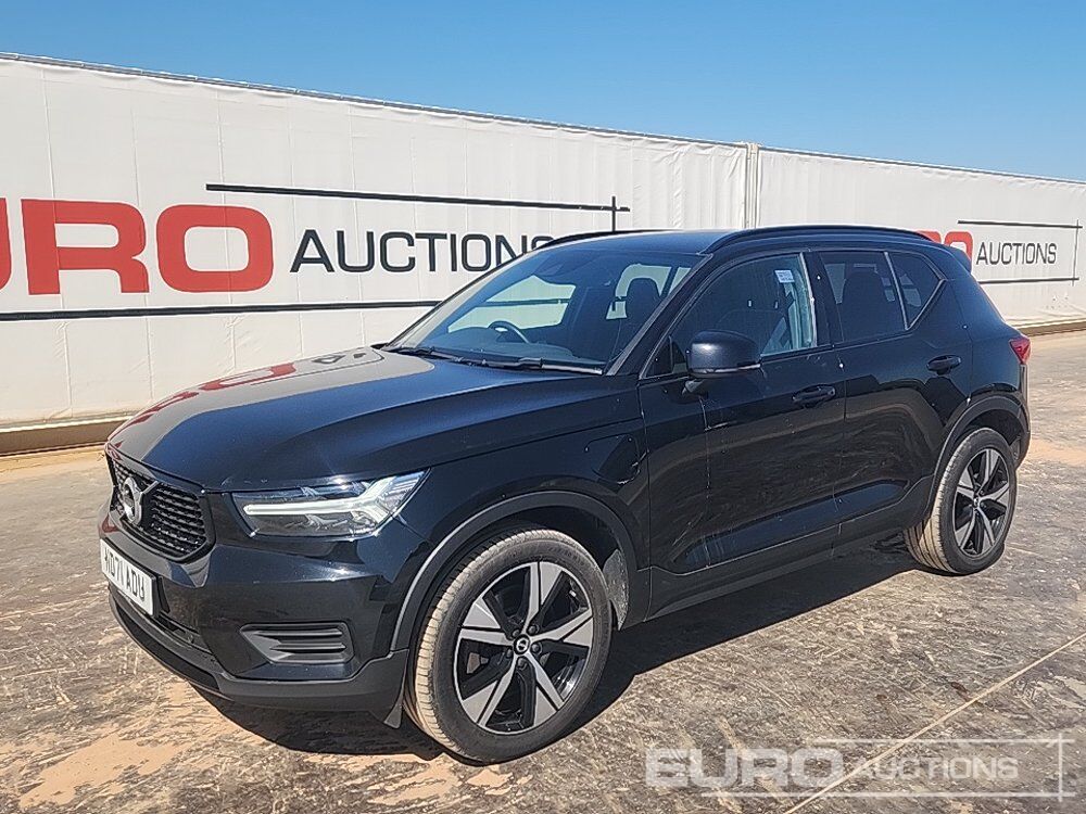 2021 Volvo XC40 - Mobil SUV: gambar 1 2021 Volvo XC40 - Mobil SUV: gambar 1