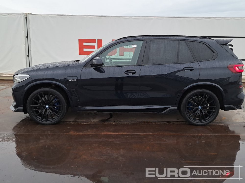 2022 BMW X5 45E M-Sport - Mobil SUV: gambar 2 2022 BMW X5 45E M-Sport - Mobil SUV: gambar 2