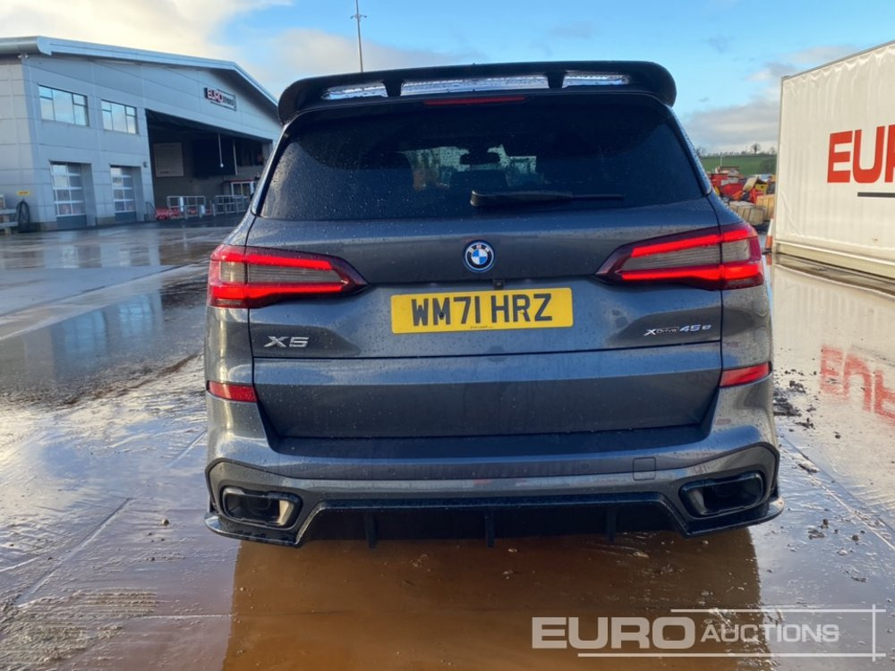 2022 BMW X5 45E M-Sport - Mobil SUV: gambar 4 2022 BMW X5 45E M-Sport - Mobil SUV: gambar 4