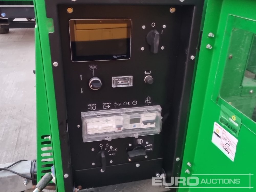 Menara penerangan 2022 Generac Solar: gambar 28 Menara penerangan 2022 Generac Solar: gambar 28