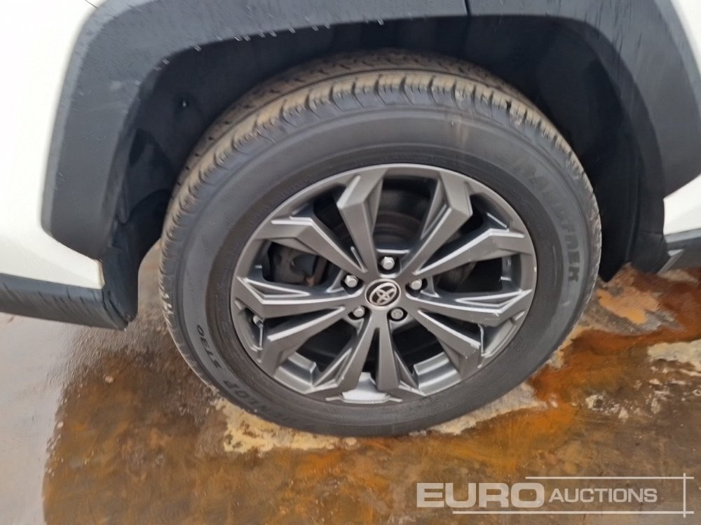 Mobil SUV 2022 Toyota RAV 4: gambar 11