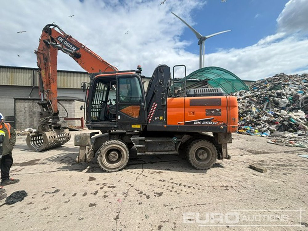 2023 Doosan DX250WMH-7 - Ekskavator roda: gambar 1 2023 Doosan DX250WMH-7 - Ekskavator roda: gambar 1