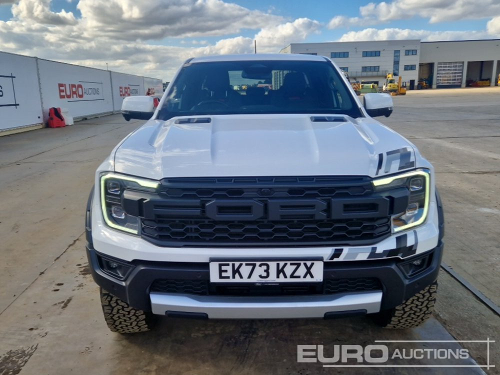 Truk pikap 2023 Ford Ranger Raptor: gambar 8