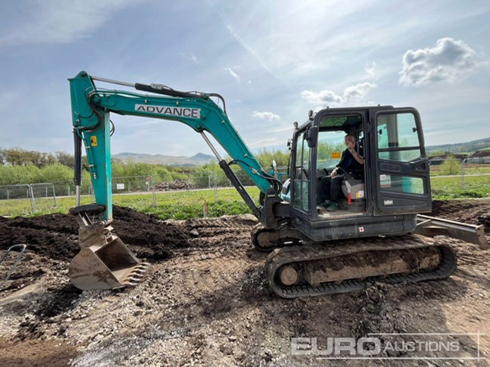 2023 Sunward SWE90UF - Ekskavator mini: gambar 1 2023 Sunward SWE90UF - Ekskavator mini: gambar 1