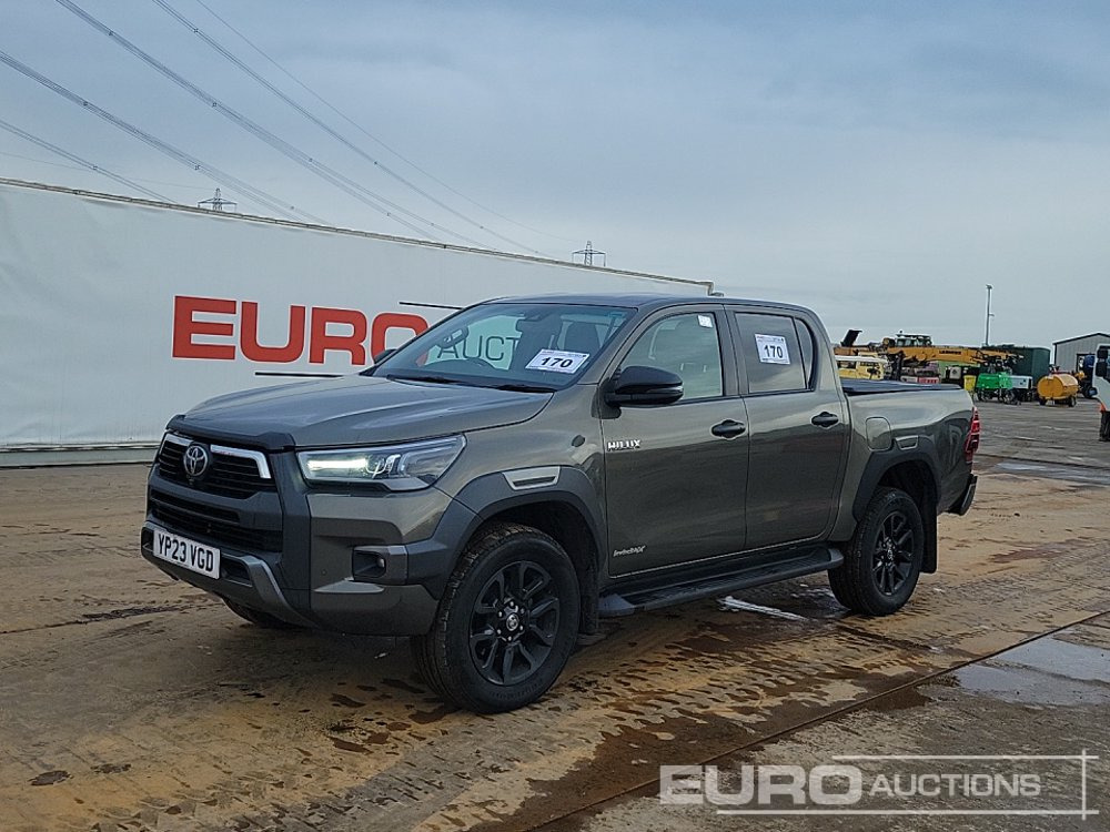 2023 Toyota Hilux Invincible X - Truk pikap: gambar 1 2023 Toyota Hilux Invincible X - Truk pikap: gambar 1