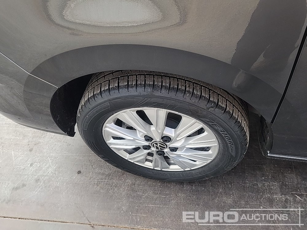 Mobil SUV 2024 Volkswagen Multivan: gambar 12