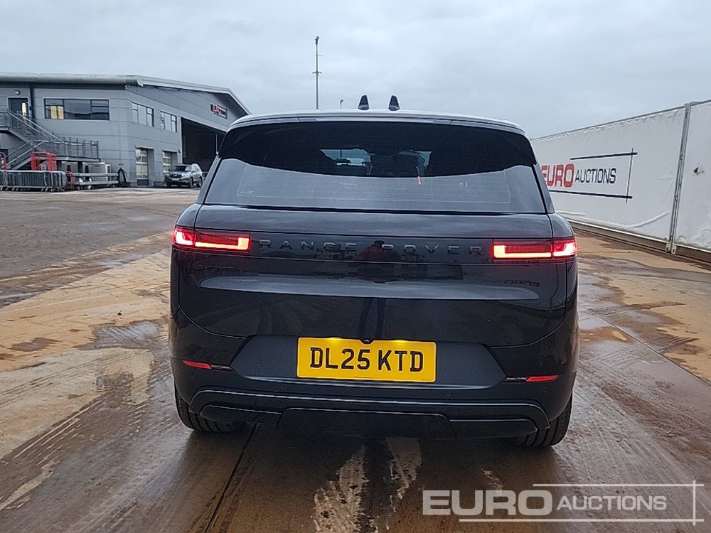 2025 Range Rover Sport - Mobil SUV: gambar 4 2025 Range Rover Sport - Mobil SUV: gambar 4