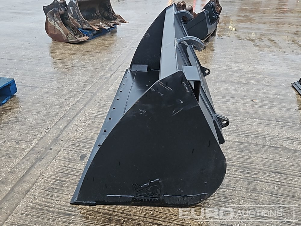 2025 Rhinox 90" Loading Bucket to suit Telehandler - Ember: gambar 2 2025 Rhinox 90" Loading Bucket to suit Telehandler - Ember: gambar 2
