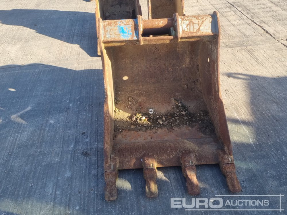Ember 36" Scoop Bucket 65mm Pin to suit 13 Ton Excavator: gambar 8 Ember 36" Scoop Bucket 65mm Pin to suit 13 Ton Excavator: gambar 8