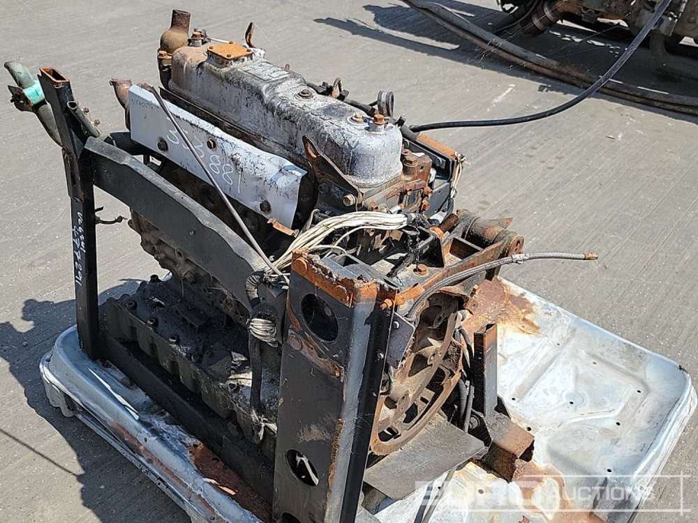 Mesin 4 Cylinder Engine: gambar 22