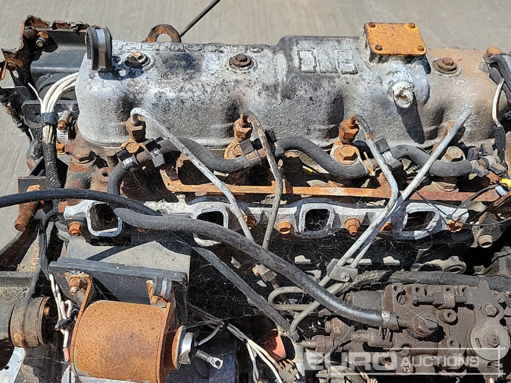 Mesin 4 Cylinder Engine: gambar 11