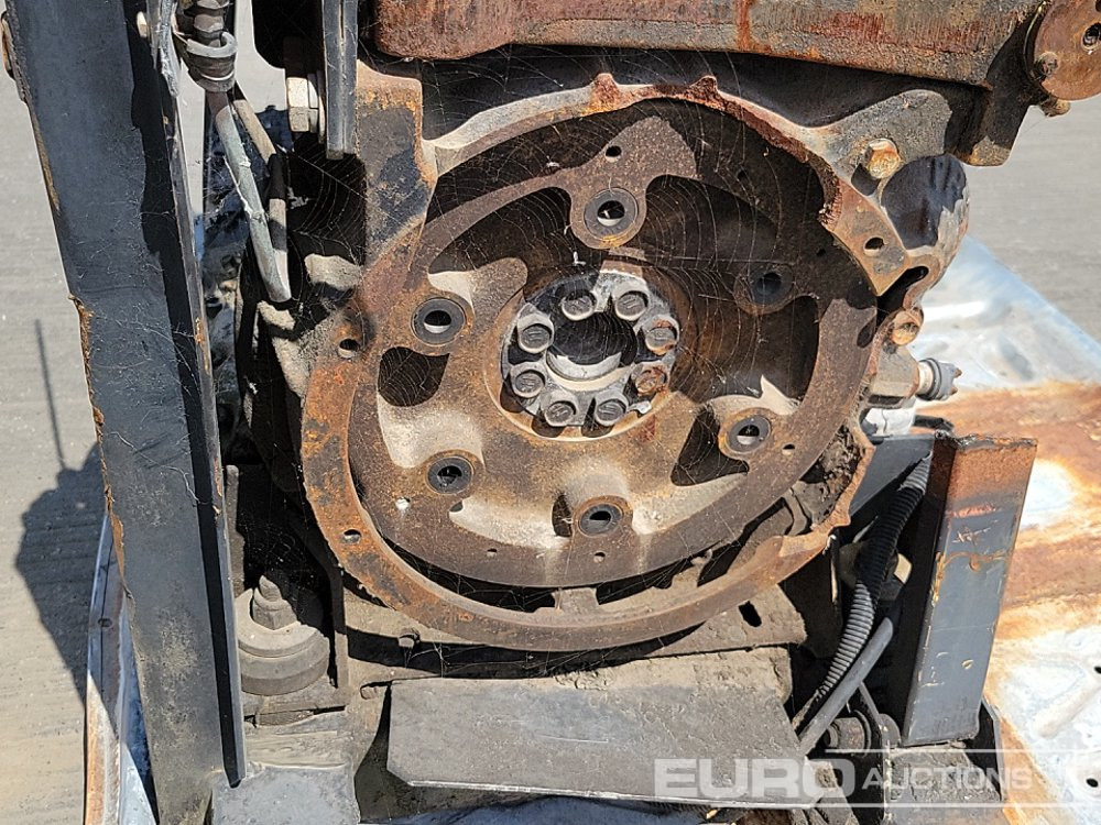 Mesin 4 Cylinder Engine: gambar 9