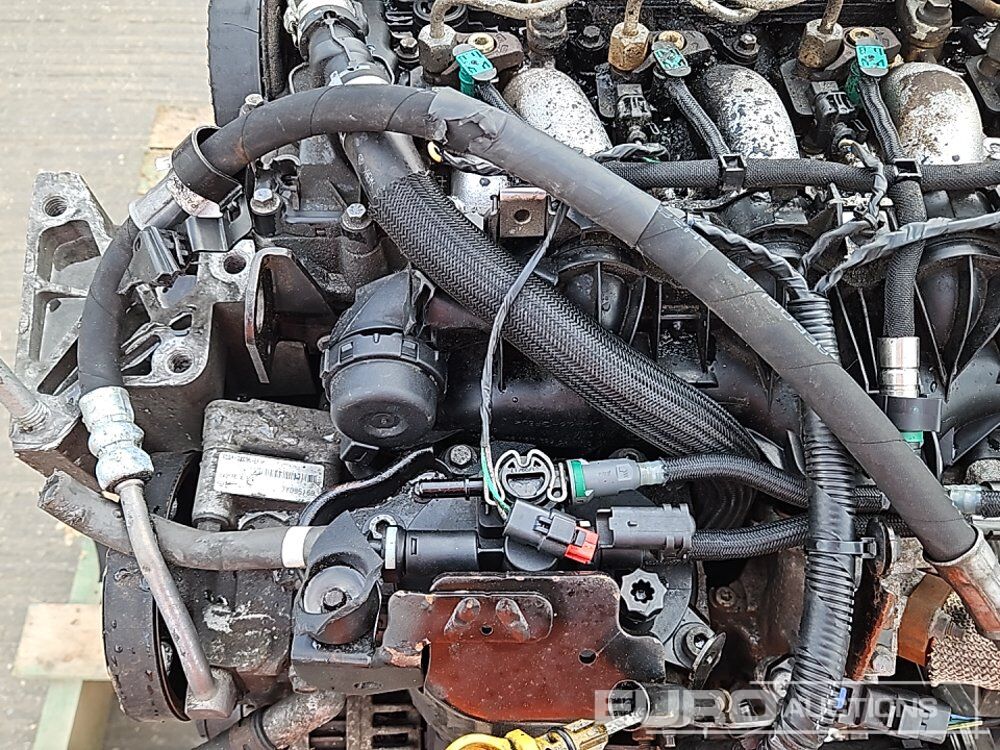 Mesin 4 Cylinder Engine: gambar 16