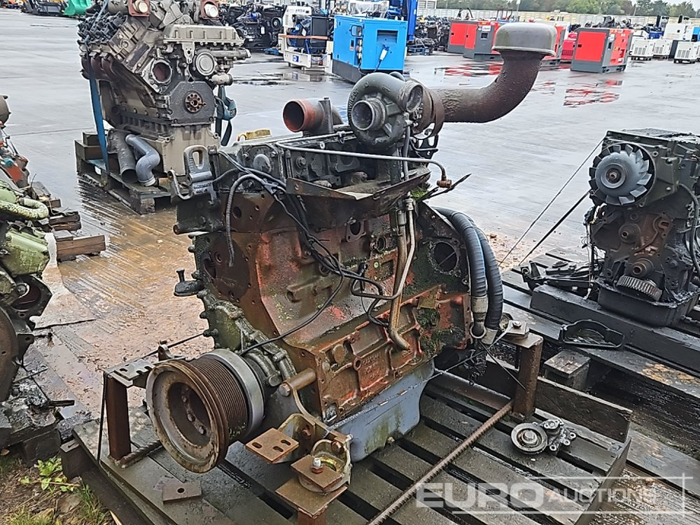 4 Cylinder Engine - Mesin: gambar 5 4 Cylinder Engine - Mesin: gambar 5