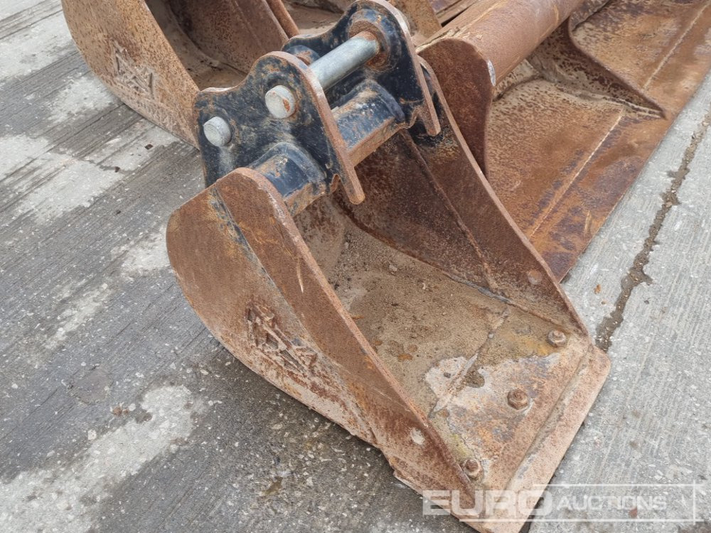 Ember 48" Ditching, 18", 12", 12", 10" Digging Bucket 30-40mm Pin to suit Mini Excavator: gambar 12