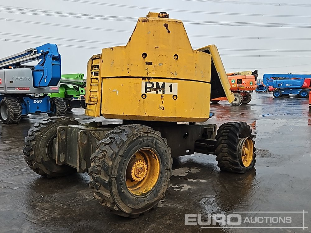 4x4 Diesel Articulated Telescopic Boom Lift - Platform pengangkat: gambar 5 4x4 Diesel Articulated Telescopic Boom Lift - Platform pengangkat: gambar 5
