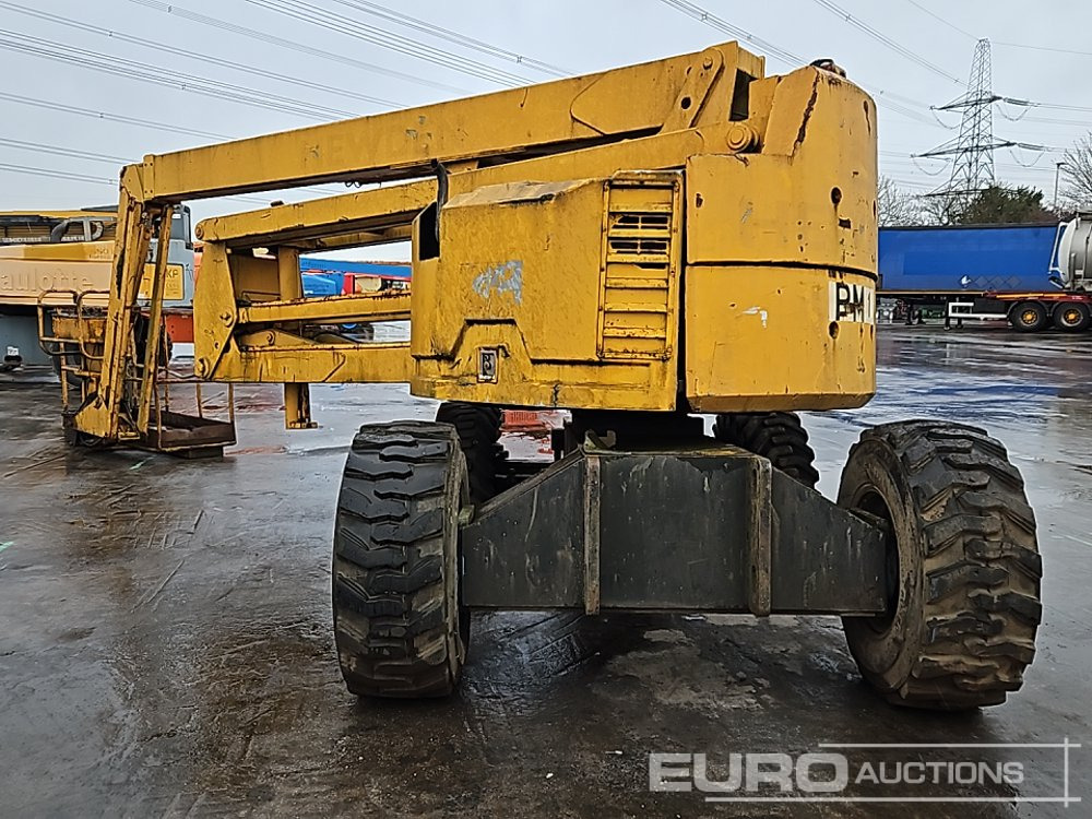 4x4 Diesel Articulated Telescopic Boom Lift - Platform pengangkat: gambar 4 4x4 Diesel Articulated Telescopic Boom Lift - Platform pengangkat: gambar 4