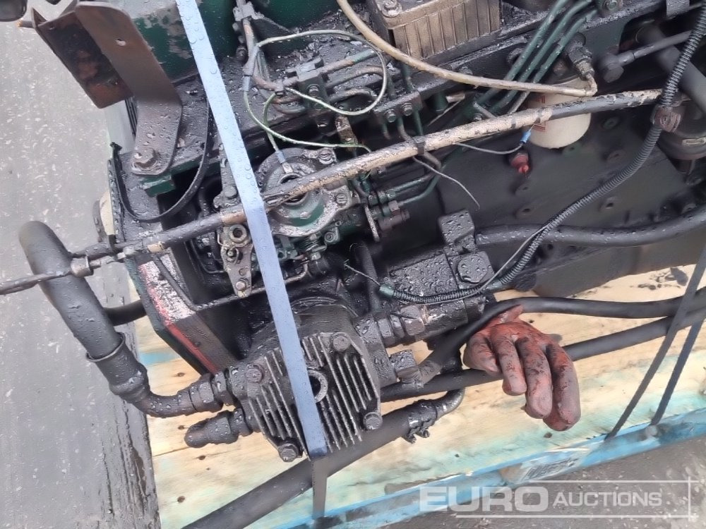 Mesin 6 Cylinder Engine: gambar 16
