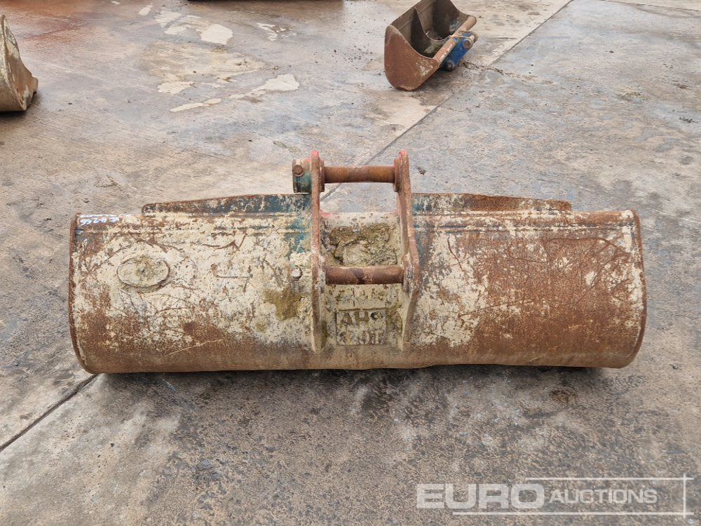 60" Strickland Ditching Bucket 45mm Pin to suit 4-6 Ton Excavator - Ember: gambar 4 60" Strickland Ditching Bucket 45mm Pin to suit 4-6 Ton Excavator - Ember: gambar 4