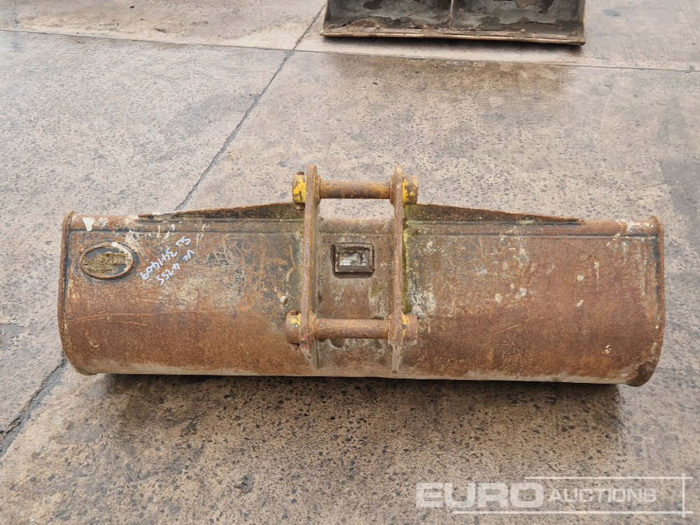 60" Strickland Ditching Bucket 45mm Pin to suit 4-6 Ton Excavator - Ember: gambar 4 60" Strickland Ditching Bucket 45mm Pin to suit 4-6 Ton Excavator - Ember: gambar 4