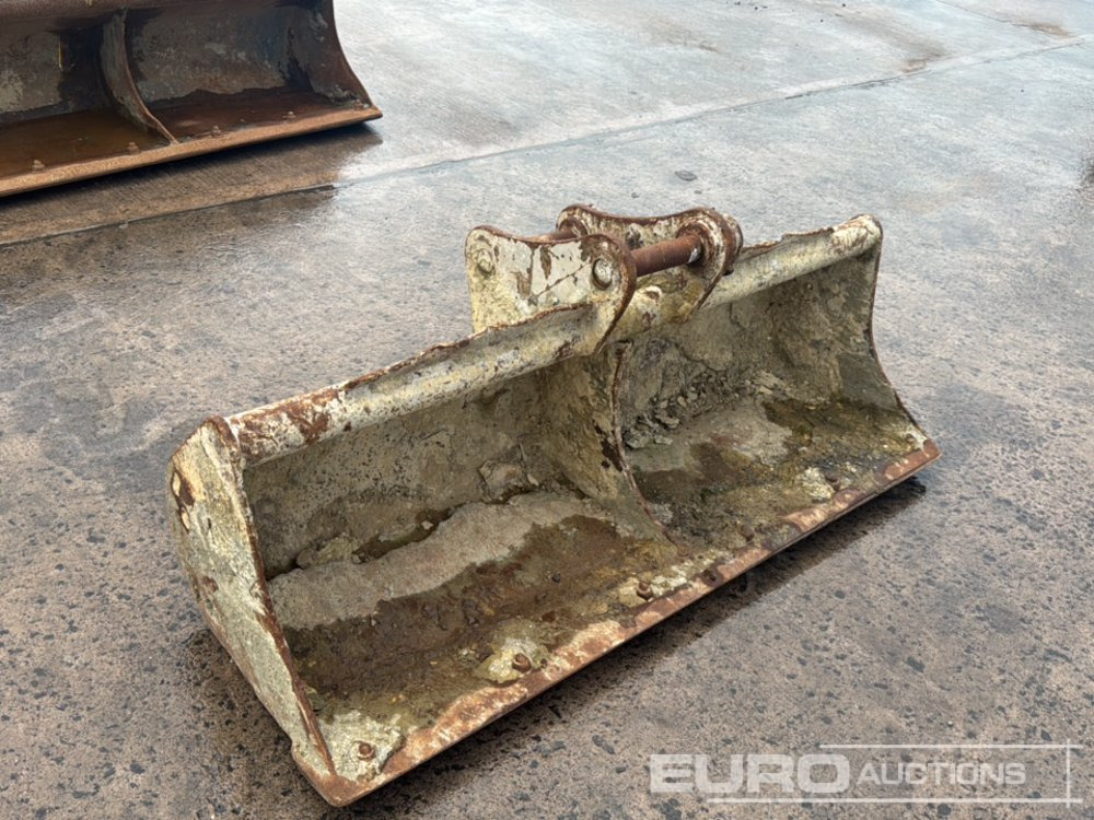 60" Strickland Ditching Bucket 45mm Pin to suit 4-6 Ton Excavator - Ember: gambar 5 60" Strickland Ditching Bucket 45mm Pin to suit 4-6 Ton Excavator - Ember: gambar 5