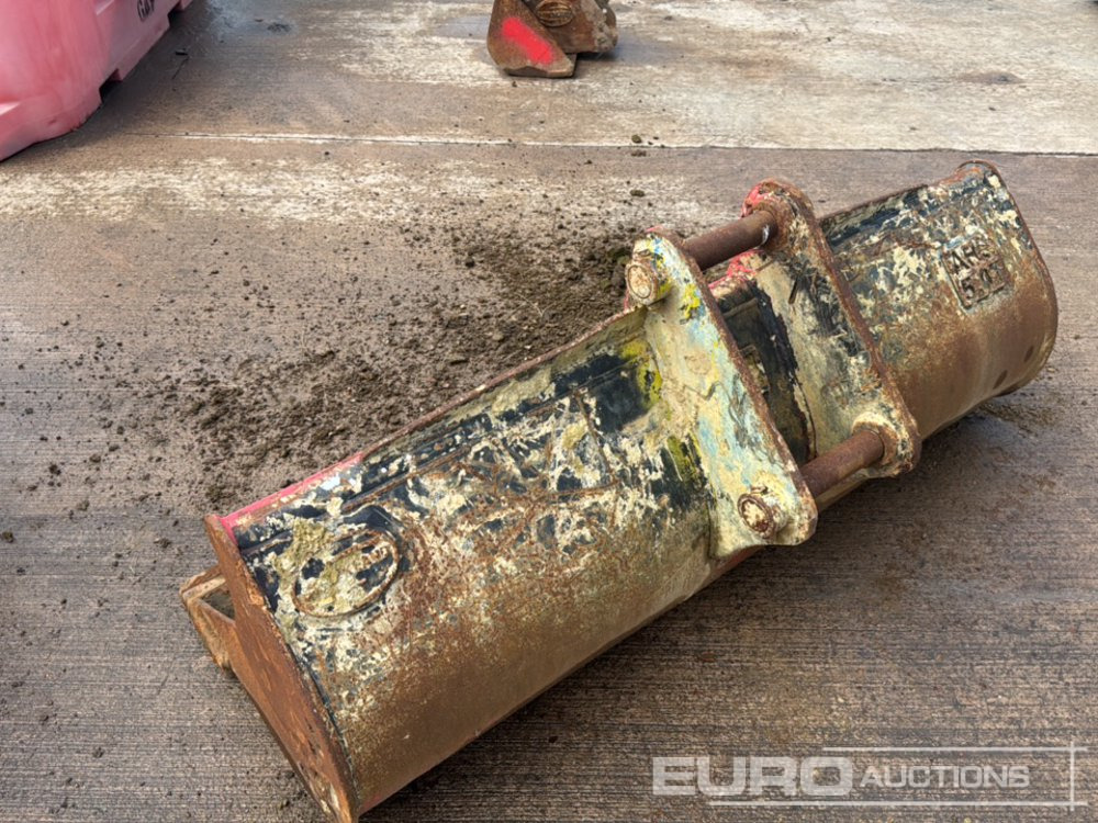 60" Strickland Ditching Bucket 45mm Pin to suit 4-6 Ton Excavator - Ember: gambar 2 60" Strickland Ditching Bucket 45mm Pin to suit 4-6 Ton Excavator - Ember: gambar 2