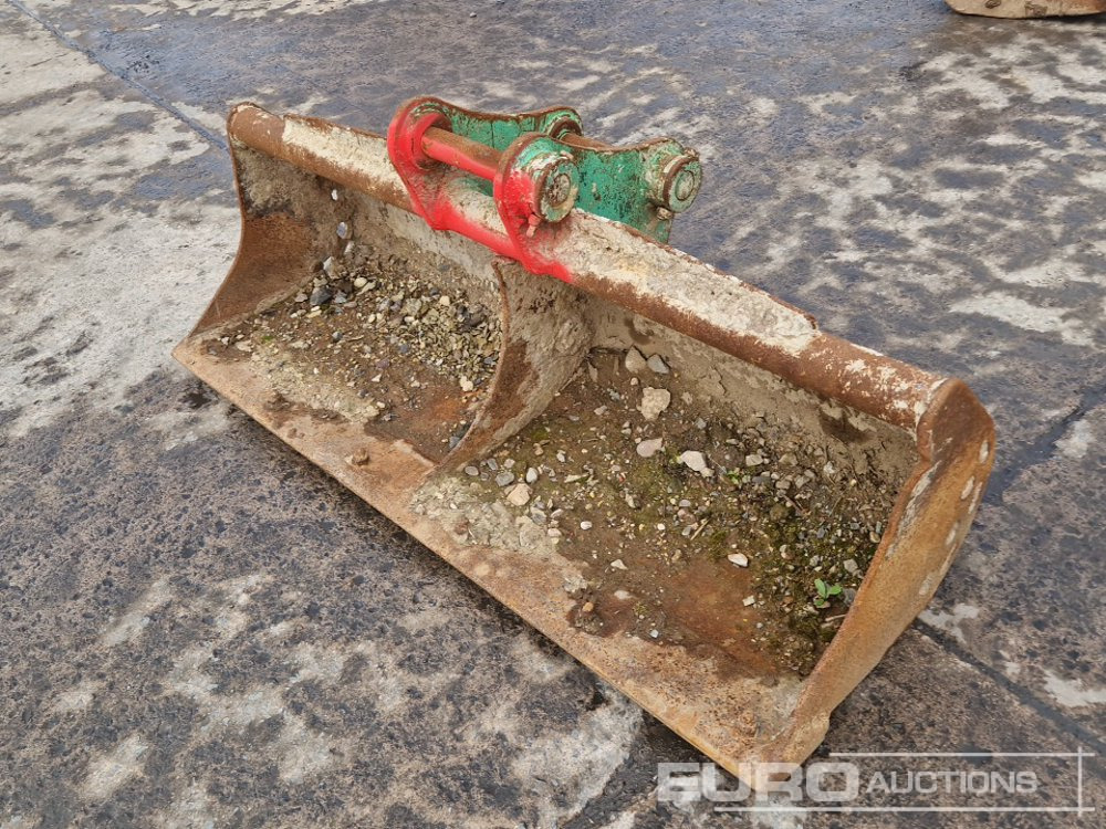 60" Strickland Ditching Bucket 45mm Pin to suit 4-6 Ton Excavator - Ember: gambar 1 60" Strickland Ditching Bucket 45mm Pin to suit 4-6 Ton Excavator - Ember: gambar 1