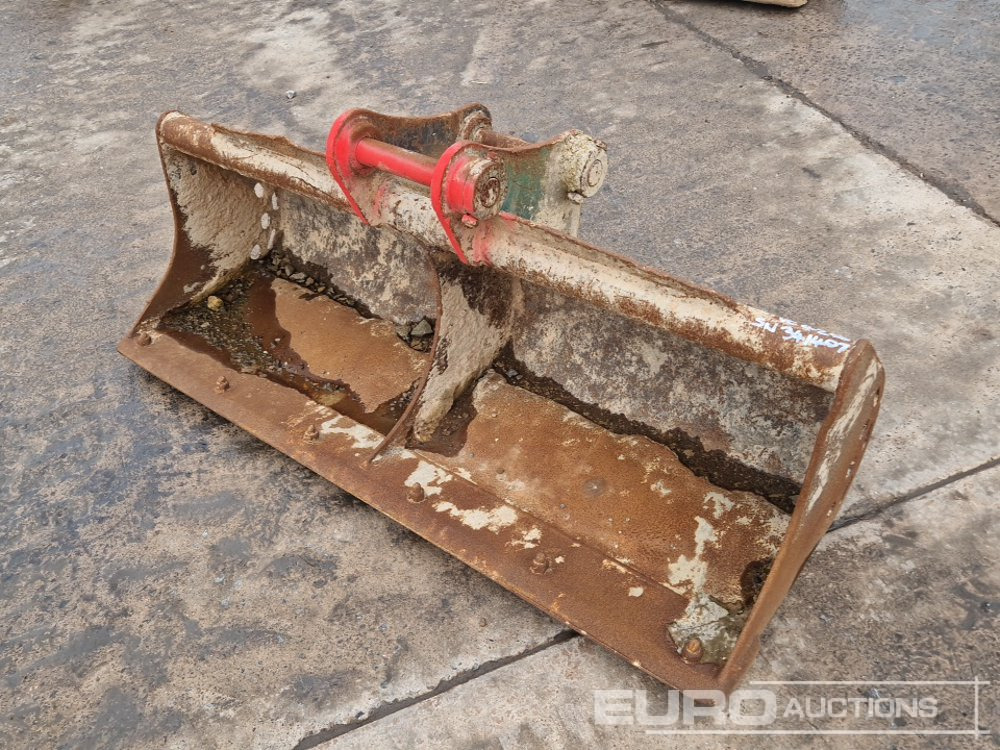 60" Strickland Ditching Bucket 45mm Pin to suit 4-6 Ton Excavator - Ember: gambar 1 60" Strickland Ditching Bucket 45mm Pin to suit 4-6 Ton Excavator - Ember: gambar 1